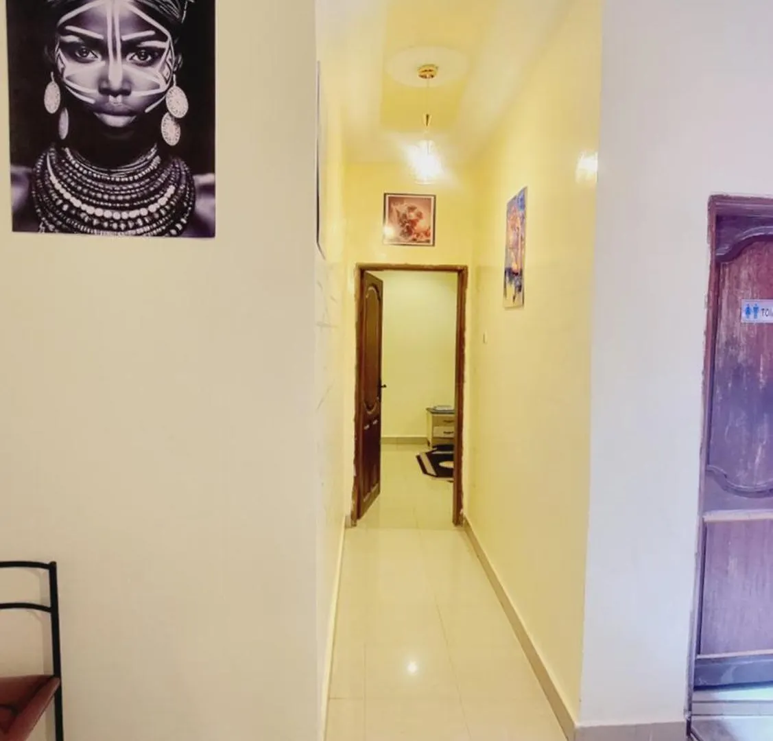 Studio Meuble Au Rez De Chausse Dakar